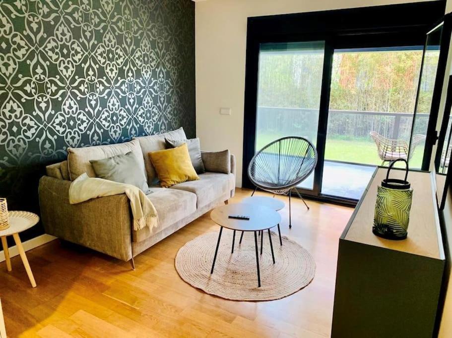 Precioso - Moderno Terraza Y Parking, 2 Hab, 2 Banos, 6-7 Pers - Dispo Junio!! Льянес Екстер'єр фото